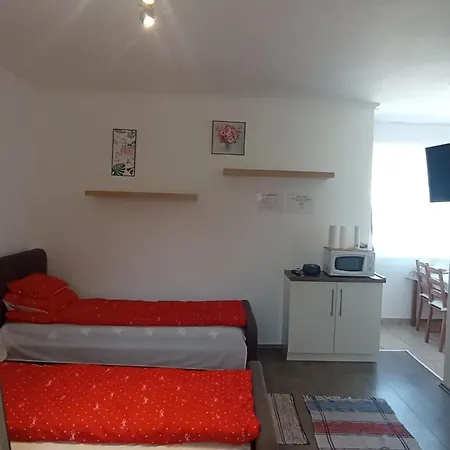 Kata Apartment
